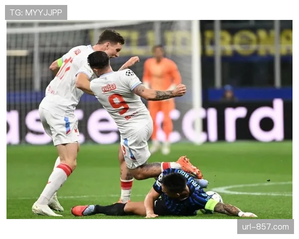 文化联结：米兰城两家俱乐部同时进入欧冠四强，整座城市陷入足球狂欢